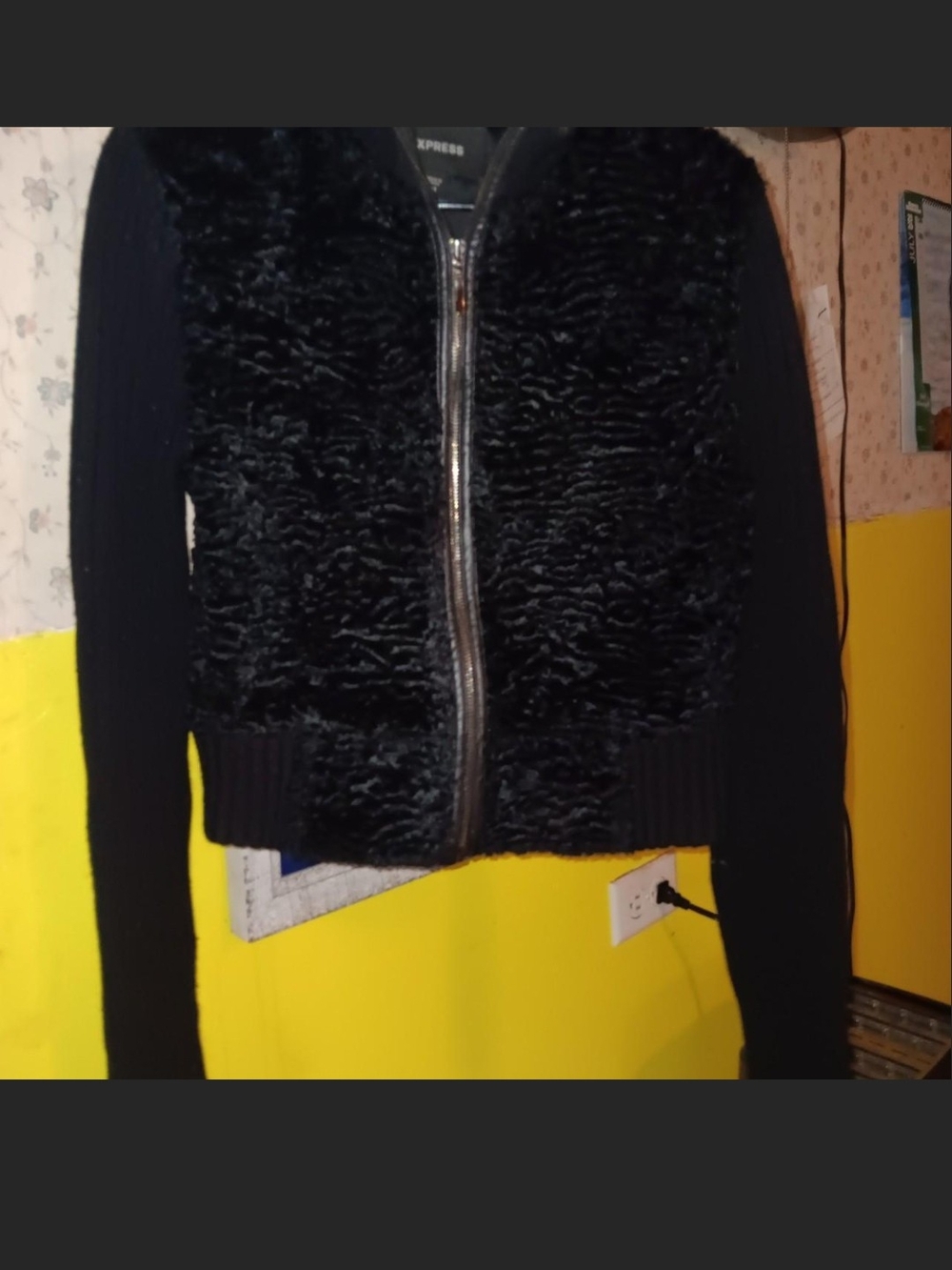 Express Black Faux-Fur Front Zip Jacket...Dry Clean ONLY! M